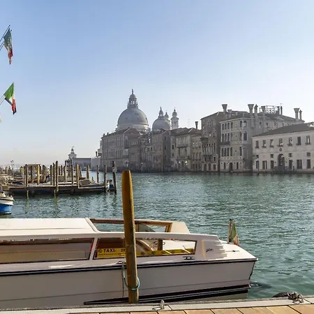 Διαμέρισμα Ca Maurice - San Marco Canal View *